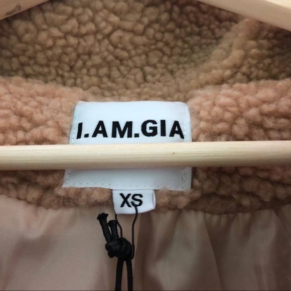 🌪SOLD🌪 - Picture 3 of 3